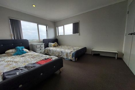 Photo of property in 44a Crossandra Drive, Mangere, Auckland, 2022