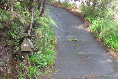 Photo of property in 268 Shaw Road, Titirangi, Auckland, 0604