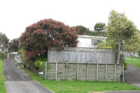 Photo of property in 27 Salcombe Terrace, Welbourn, New Plymouth, 4312