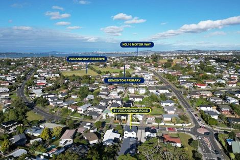 Photo of property in 2/81 Vodanovich Road, Te Atatu South, Auckland, 0610