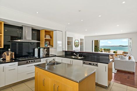 Photo of property in 55 Cliff Road, Saint Heliers, Auckland, 1071
