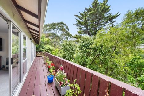 Photo of property in 14 Winchester Avenue, Pinehaven, Upper Hutt, 5019
