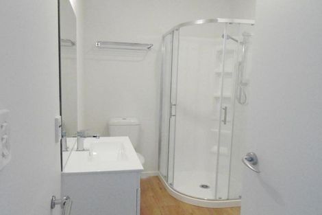 Photo of property in 93k Mays Road, Onehunga, Auckland, 1061