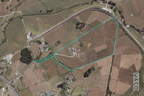 Photo of property in 1242 State Highway 16, Waimauku, 0883