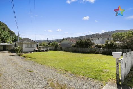 Photo of property in 24 Korau Grove, Stokes Valley, Lower Hutt, 5019