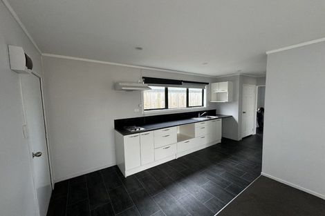 Photo of property in 166 Mahia Road, Wattle Downs, Auckland, 2103