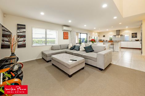 Photo of property in 14 Lake Drive, Karaka, Papakura, 2113