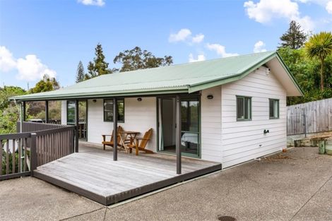 Photo of property in 2/22a Tomo Street, New Lynn, Auckland, 0600