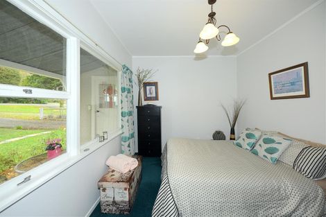 Photo of property in 4511 Christchurch Akaroa Road, Little River, 7591