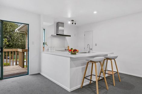 Photo of property in 46a Don Buck Road, Massey, Auckland, 0614