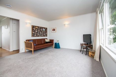 Photo of property in 231a Point Chevalier Road, Point Chevalier, Auckland, 1022
