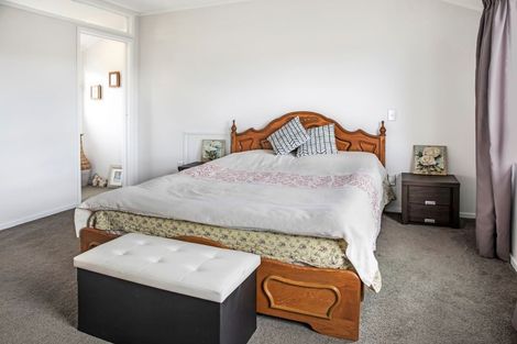 Photo of property in 2/148 Pigeon Mountain Road, Half Moon Bay, Auckland, 2012