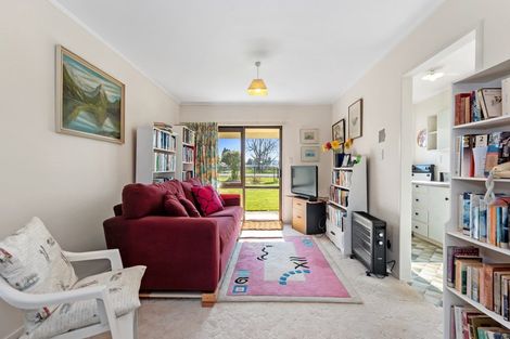 Photo of property in 12b Kingfisher Way, Te Kowhai, Hamilton, 3288