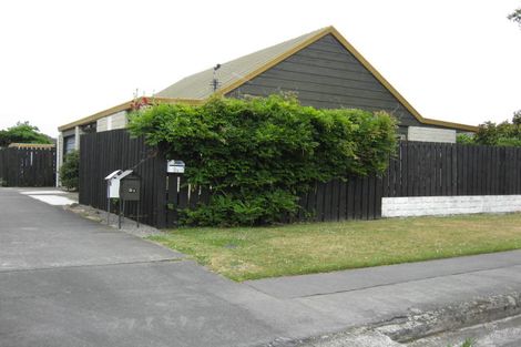 Photo of property in 9b Brake Street, Upper Riccarton, Christchurch, 8041