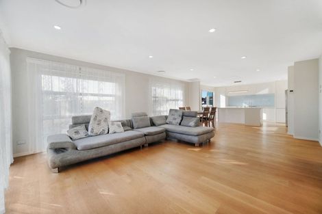 Photo of property in 496 Blockhouse Bay Road, Blockhouse Bay, Auckland, 0600