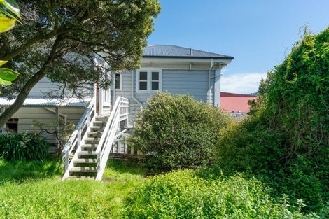 Photo of property in 9 Lipman Street, Mount Victoria, Wellington, 6011
