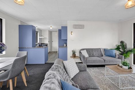 Photo of property in 1/7 Mahoe Street, Strandon, New Plymouth, 4312