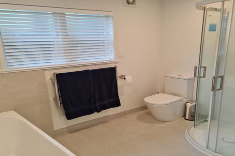 Photo of property in 13 Waiora Road, Stanmore Bay, Whangaparaoa, 0932