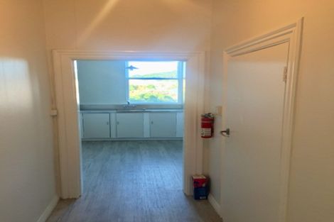 Photo of property in 2/45 Stanley Street, Berhampore, Wellington, 6023