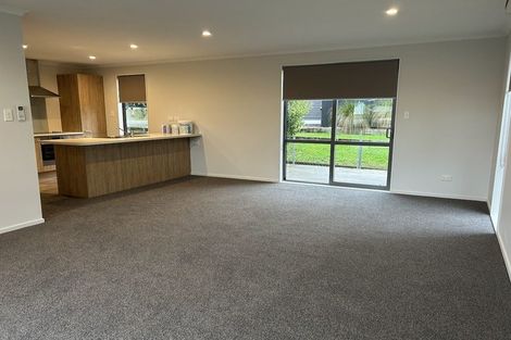 Photo of property in 12a Rembrandt Place, Opaheke, Papakura, 2113