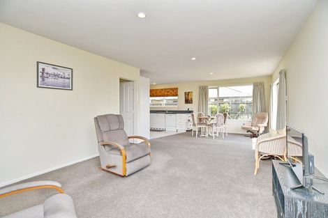 Photo of property in 1/6 Kohuhu Lane, Burwood, Christchurch, 8083