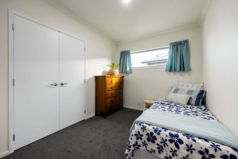 Photo of property in 27a Kenney Crescent, Fairfield, Hamilton, 3214