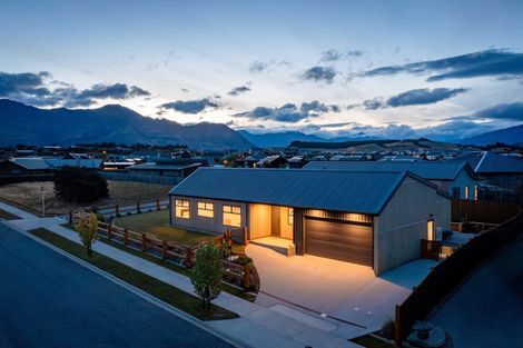 Photo of property in 14 Pounamu Avenue, Albert Town, Wanaka, 9305