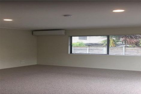 Photo of property in 12a Firle Place, Green Bay, Auckland, 0604