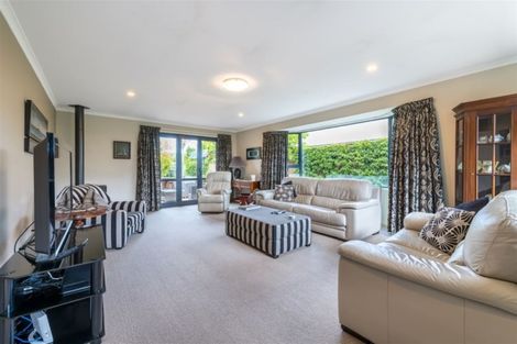 Photo of property in 16 Kura Place, Mosgiel, 9024