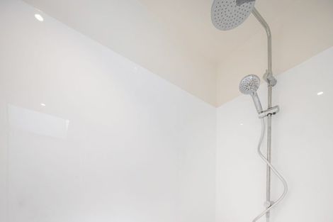 Photo of property in 129 Houghton Bay Road, Houghton Bay, Wellington, 6023