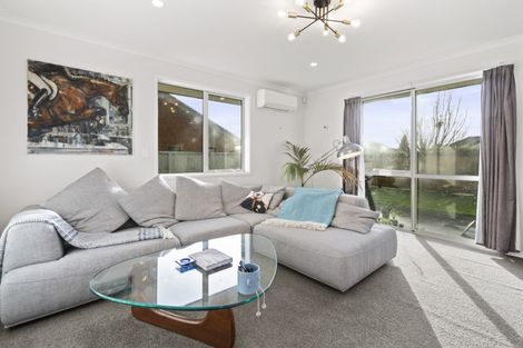 Photo of property in 4 Southbrook Close, Glenview, Hamilton, 3206