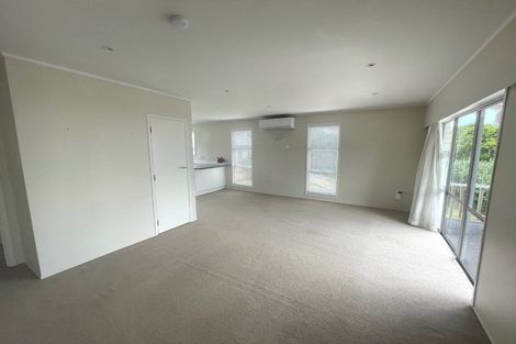 Photo of property in 2/2 Pine Terrace, Howick, Auckland, 2014