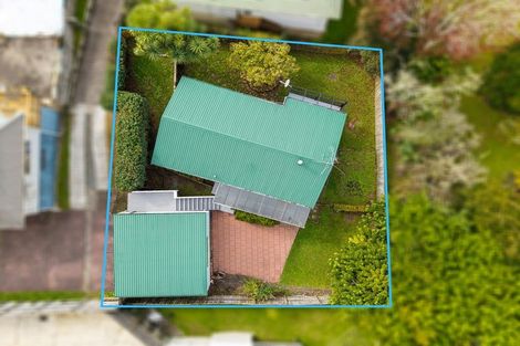 Photo of property in 2/7 Taurus Crescent, Beach Haven, Auckland, 0626