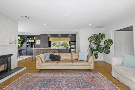 Photo of property in 10 Archdall Place, Avonhead, Christchurch, 8042