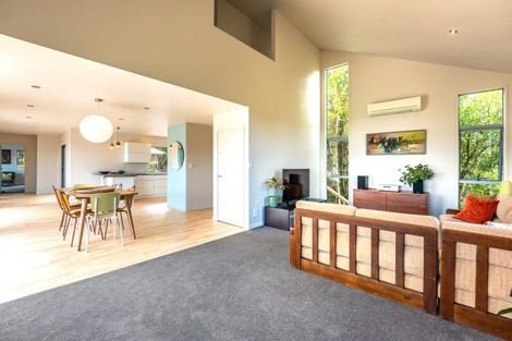 Photo of property in 12 Makora Avenue, Oneroa, Waiheke Island, 1081