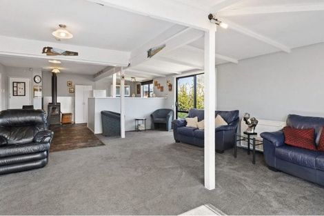 Photo of property in 17 Seymour Street, Hornby, Christchurch, 8042