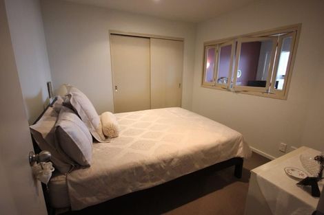 Photo of property in Stadium Garden Flats, 312/107 Thorndon Quay, Pipitea, Wellington, 6011