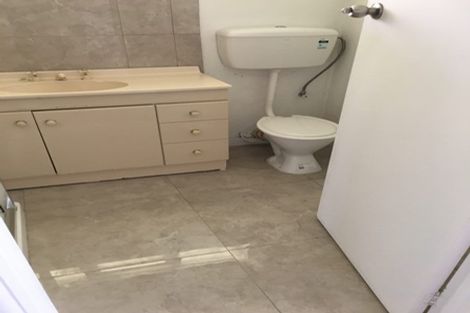 Photo of property in 11 Matipo Road, Mairangi Bay, Auckland, 0630