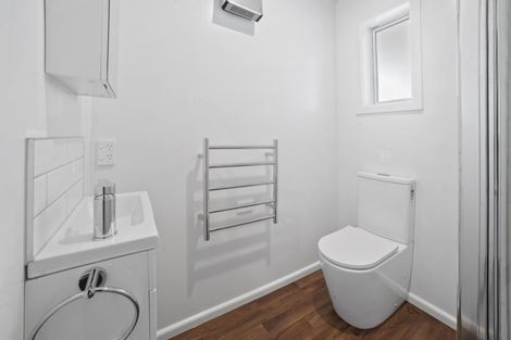 Photo of property in 2/60 Grahams Road, Burnside, Christchurch, 8041