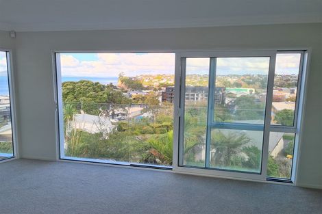 Photo of property in 1/29 Bayview Road, Browns Bay, Auckland, 0630