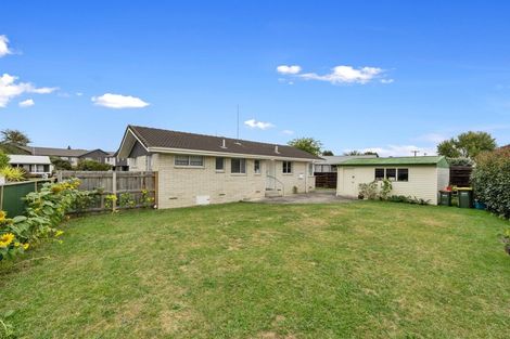Photo of property in 5 Page Place, Hamilton East, Hamilton, 3216