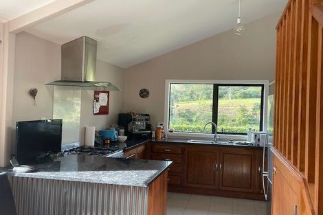 Photo of property in 198 Valley Road, Waimauku, 0881