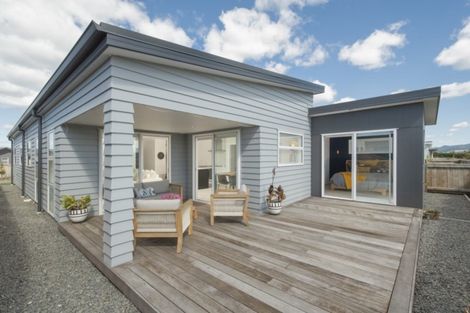 Photo of property in 17 Parkside Mews, Papamoa, 3118