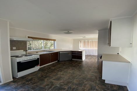 Photo of property in 6 Cranberry Place, Bucklands Beach, Auckland, 2012