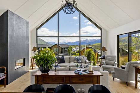 Photo of property in 1 Chimney Lane, Jacks Point, Queenstown, 9371