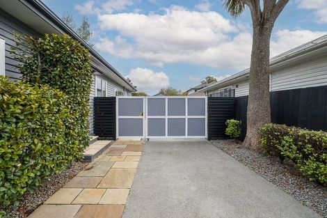 Photo of property in 225 Cranford Street, St Albans, Christchurch, 8014