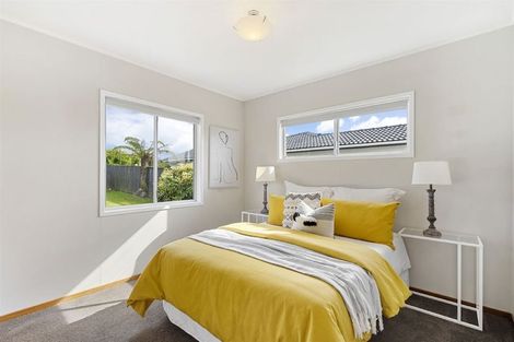 Photo of property in 66 Kia Ora Road, Beach Haven, Auckland, 0626