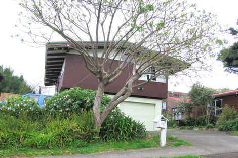 Photo of property in 10 Churchouse Road, Greenhithe, Auckland, 0632
