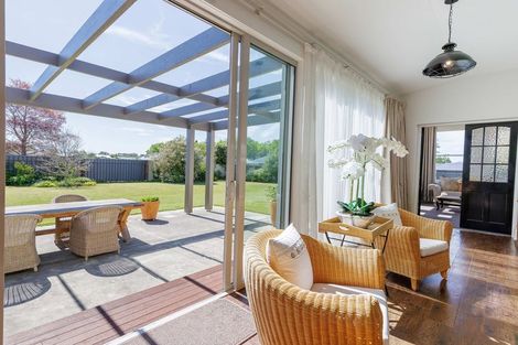 Photo of property in 2 Hunter Crescent, Waimate, 7924