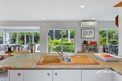 Photo of property in 2/19 Kenmure Avenue, Forrest Hill, Auckland, 0620